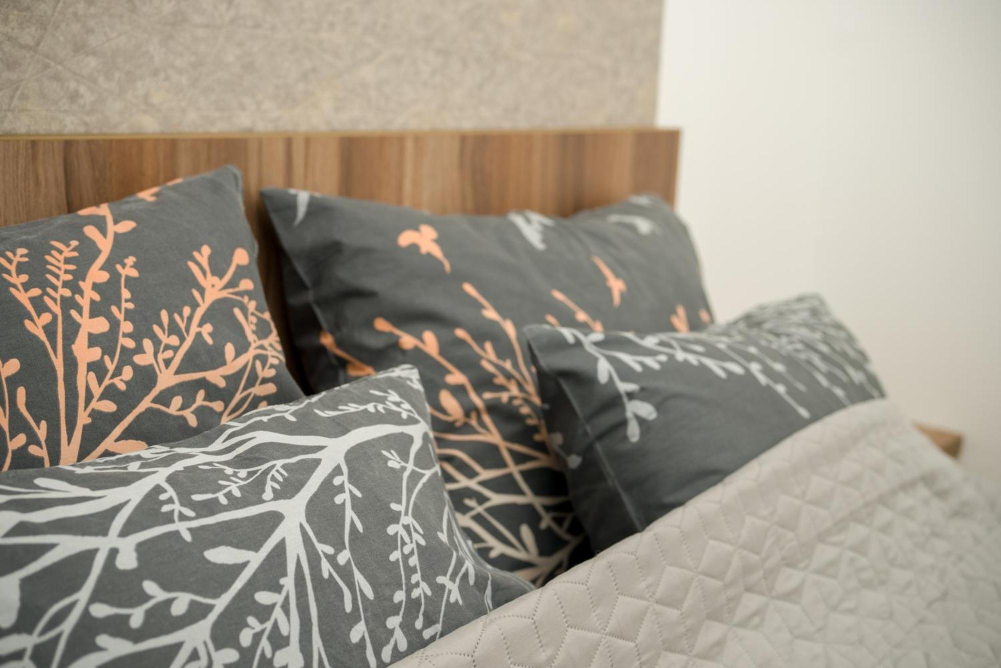 Apartment Infinity ครูเชวัซ ภายนอก รูปภาพ