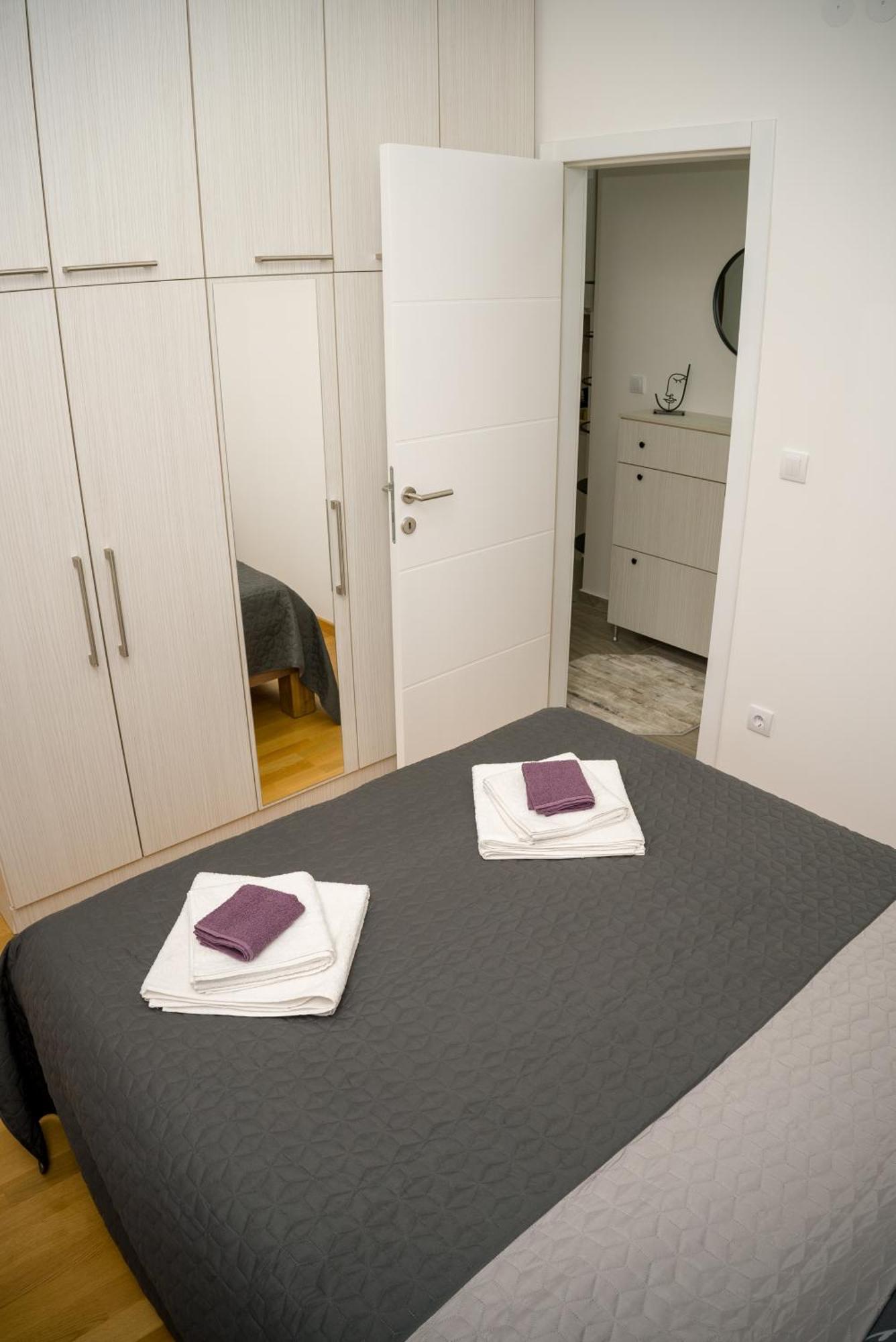 Apartment Infinity ครูเชวัซ ภายนอก รูปภาพ